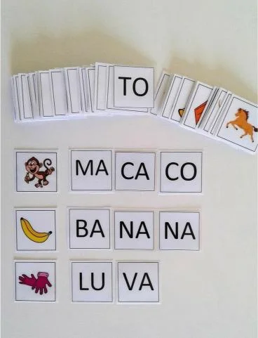 Students in a Portuguese as a Foreign Language (PLE) class