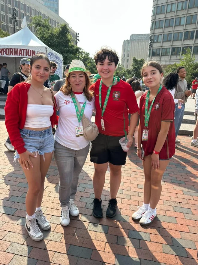 Escola Portuguesa de Cambridge e Somerville students and community event